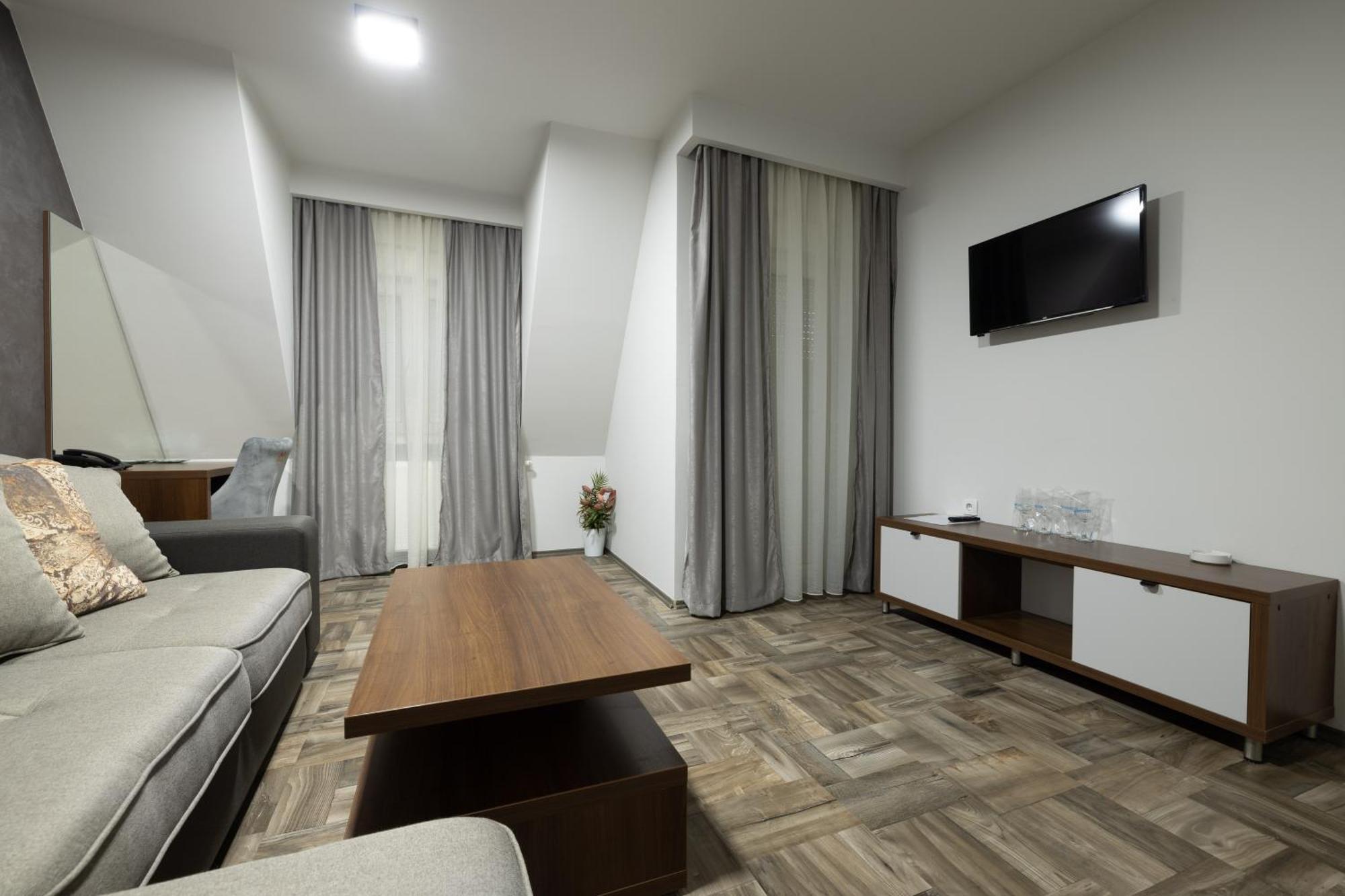 Motel Milosevic Биелина Екстериор снимка